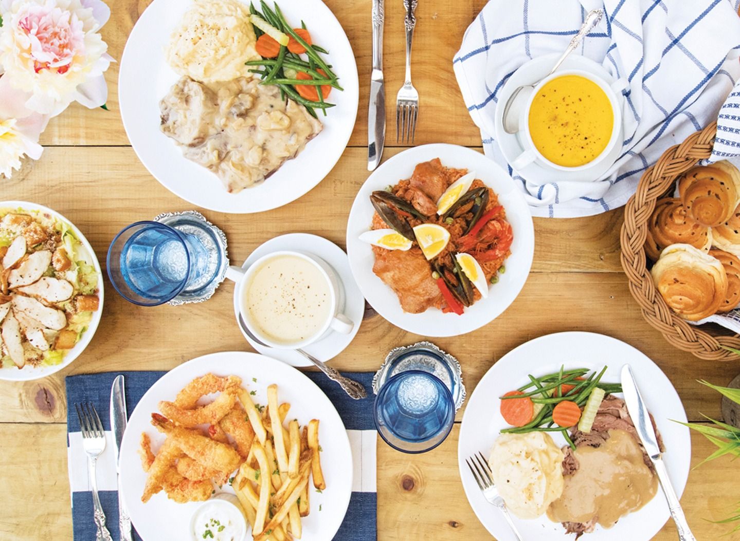 Mom & Tina's Bakery Cafe Tropical Palms Condominium delivery in