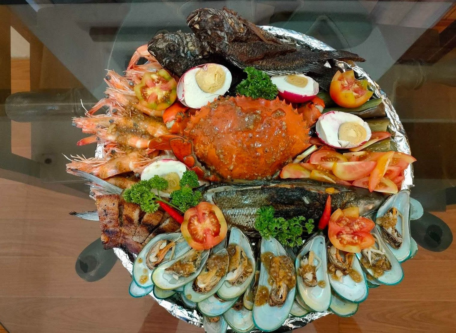 FreshNWild Seafoods Hub menu delivery Order food online foodpanda