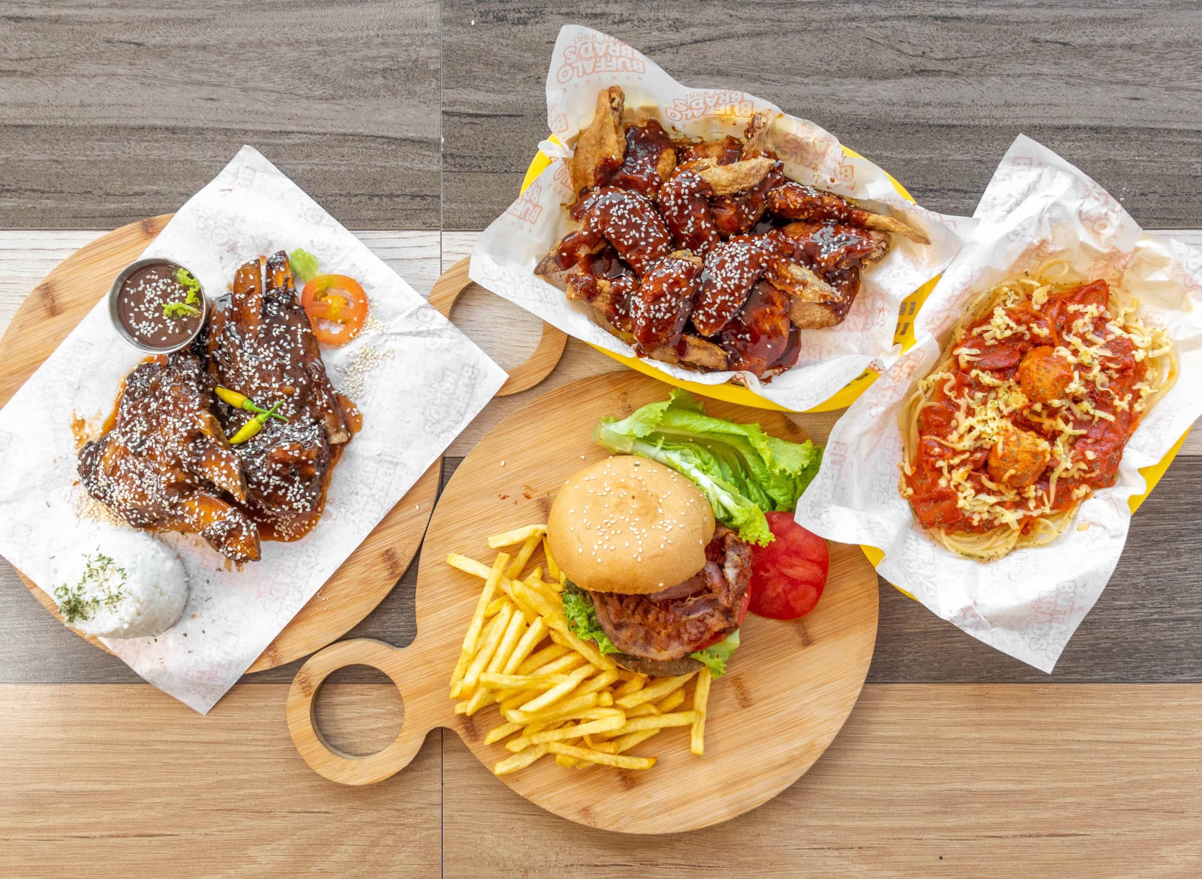 New York Buffalo Brads Hot Wings Shell Basak delivery in Mandaue City