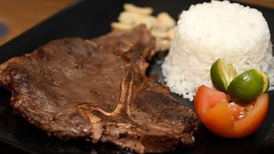 MAC Diner by Kape Barredo - 25 Governor Pascual Avenue