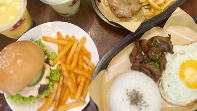 Marikeyk Food Hub - Pili