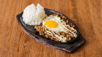 JSpoT Bistro - Bagumbayan