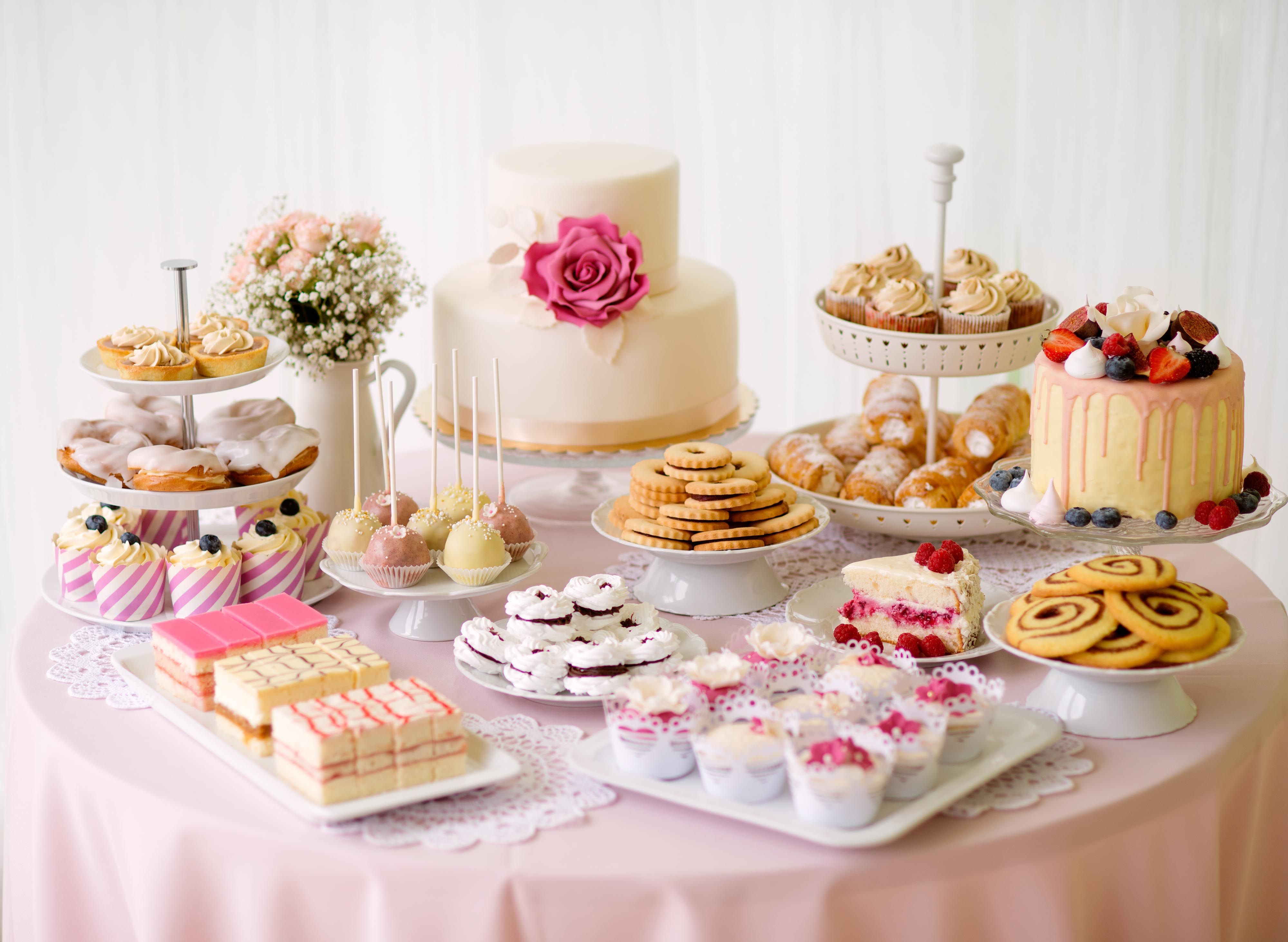 Anastasia Lee cake - SM CDO Uptown vendor logo