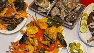 Fresh Catch Seafood Restaurant and Sports Bar - Cebu