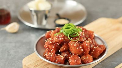 K-SAUCE CHICKEN KOREAN FRIED CHICKEN - AXIS ESCARIO