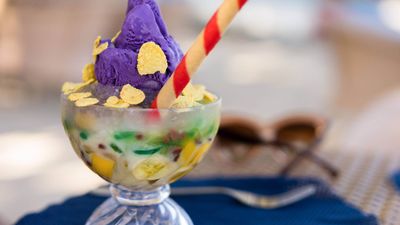 Mama Nang's Halo-Halo - Pili