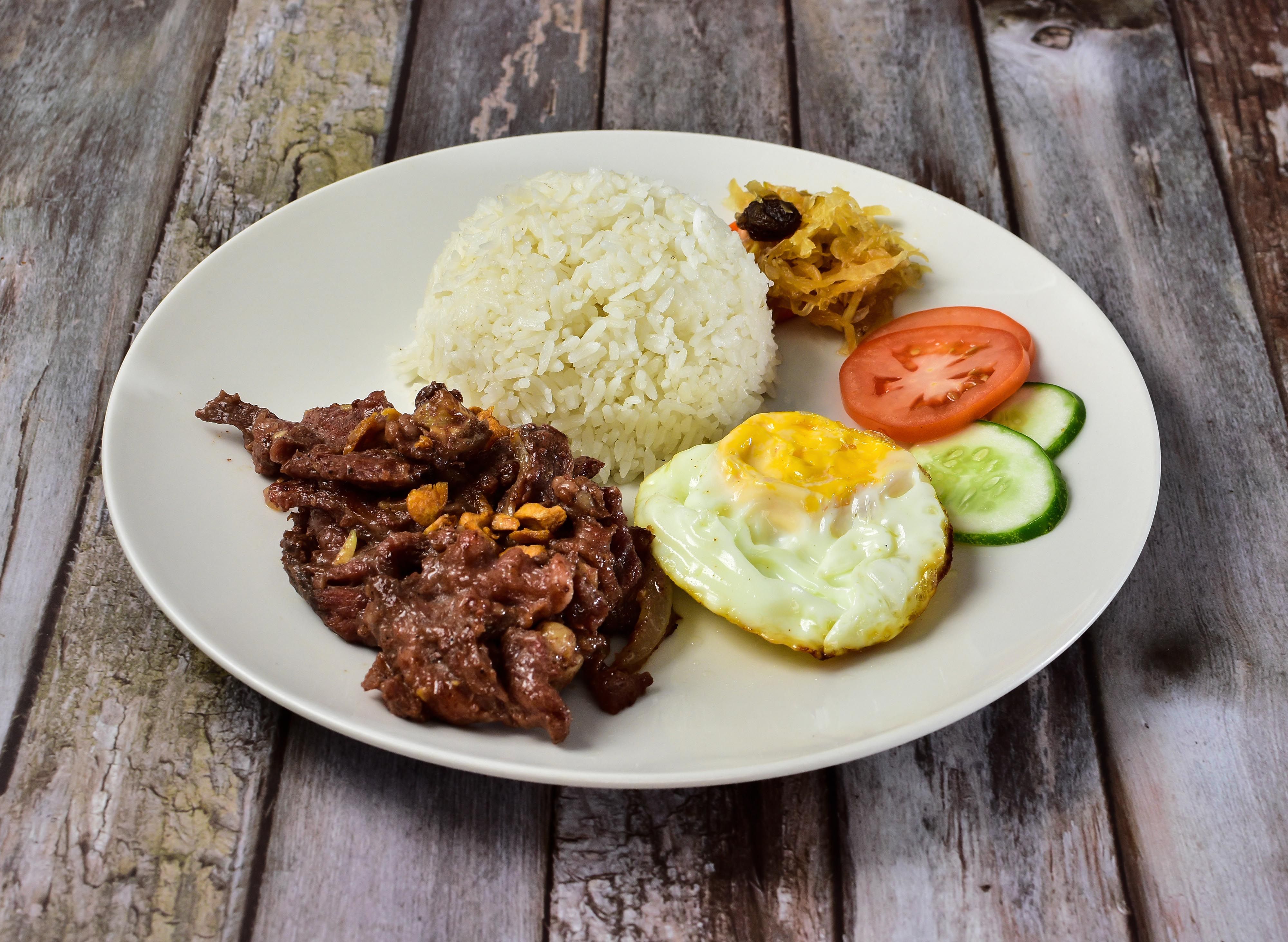 Mesa Mano - Tomas Cabiles Street vendor logo