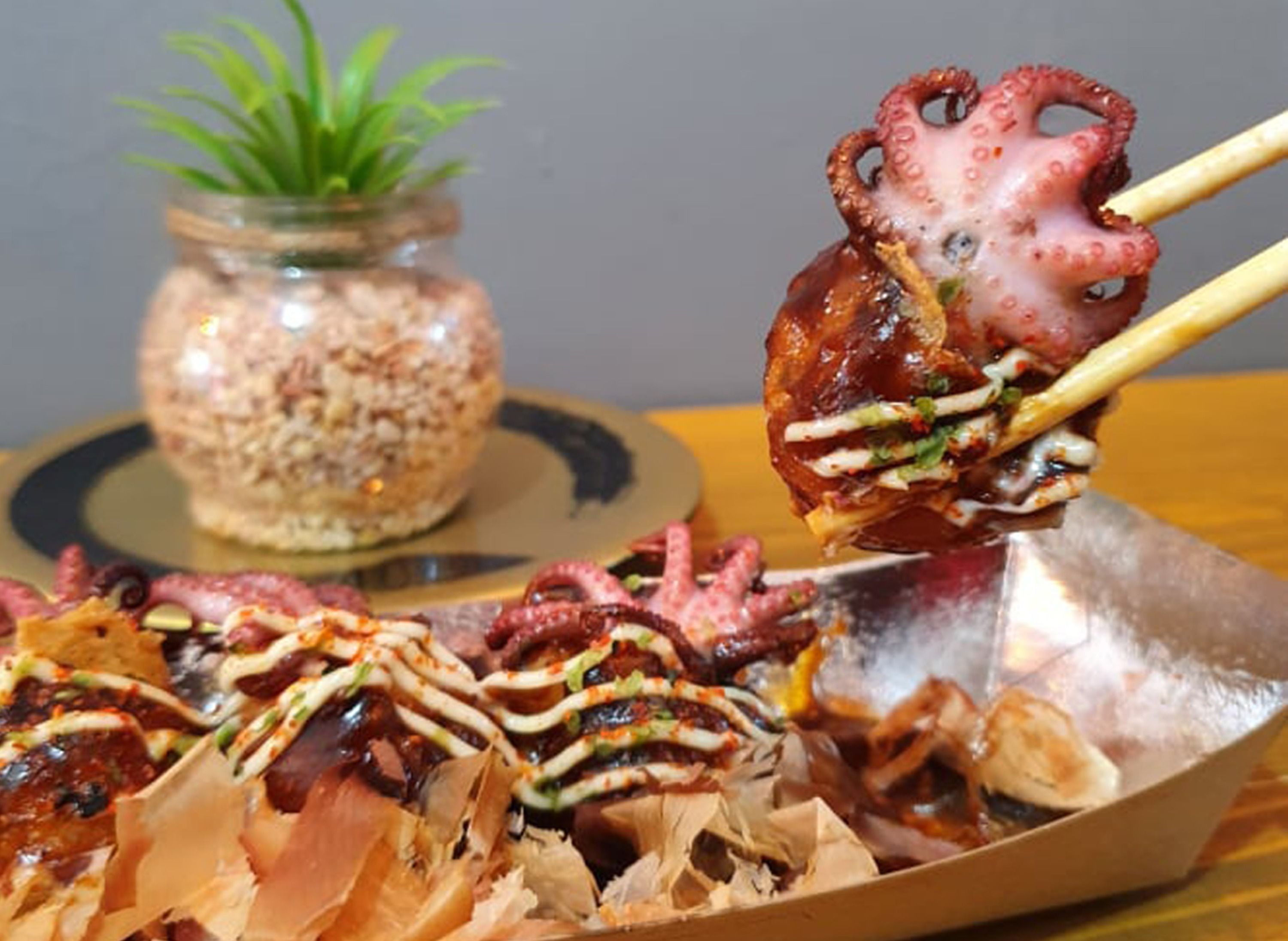 DayoTayo Takoyaki - Kapitan Ponso Street vendor logo