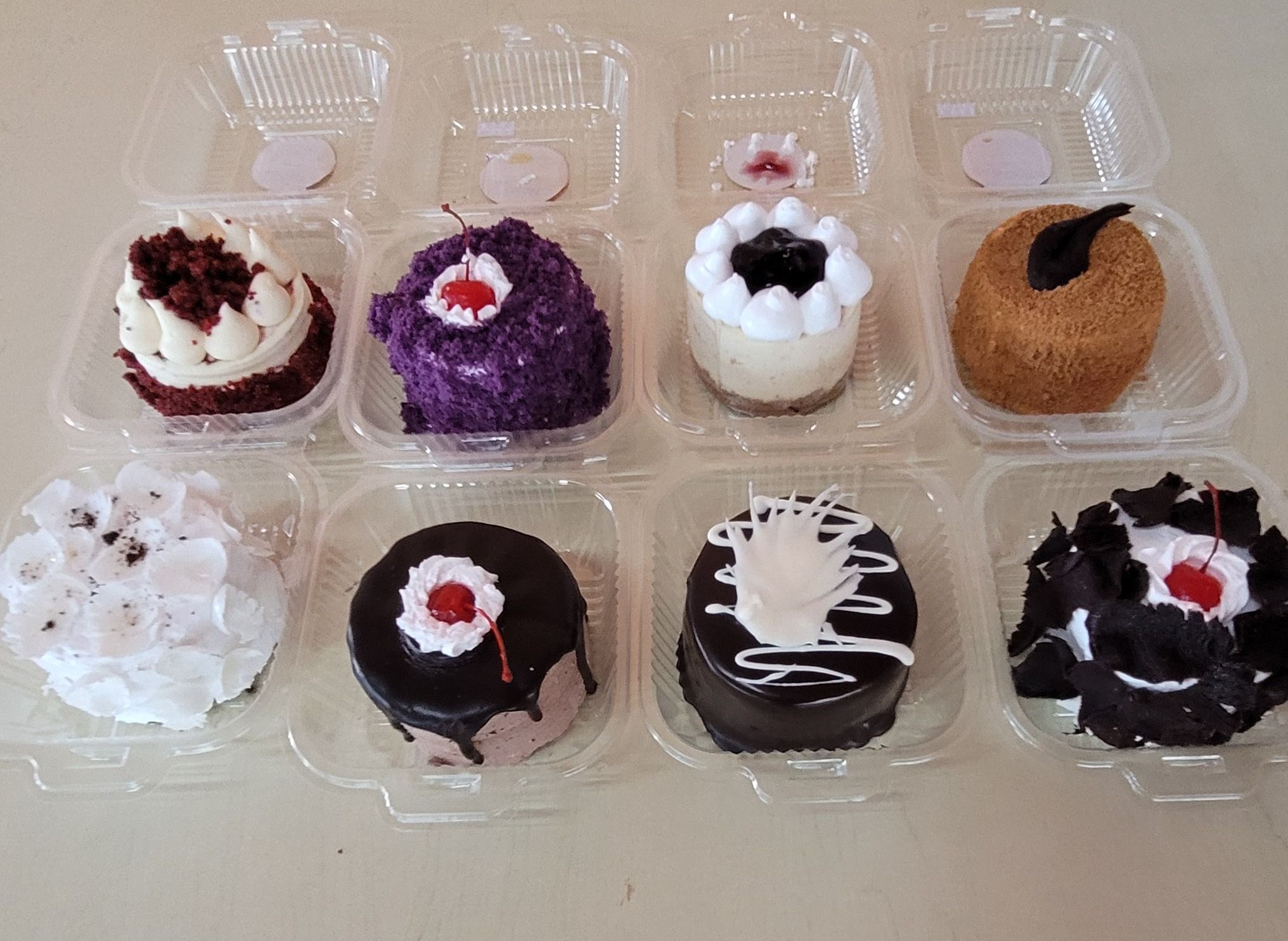 Gold'n Fresh Cafe and Oftana Suites Building delivery in