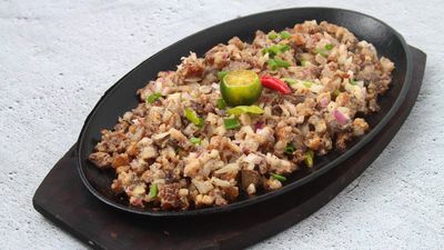 SISIGMOTO BY CHEF KOVI