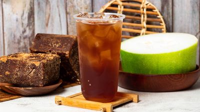 Blends & Craves Cafe