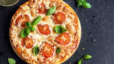 Mama Lou's Italian Kitchen - SM Santo Tomas