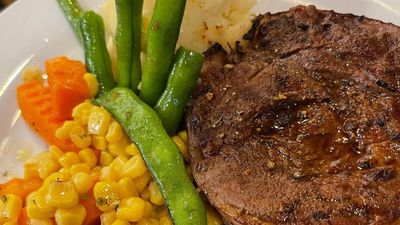 Papa C's Sizzler - San Juan