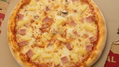 RedBox Pizza - Quezon City Hall