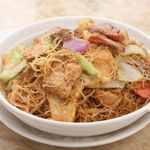 Bihon Guisado (Half)