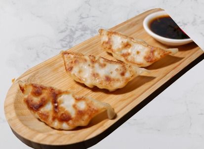 Comida vendedores fazer takoyaki, uma delicioso rua Comida lanche às a  jogokariya Ramadhan mercado 22419218 Foto de stock no Vecteezy