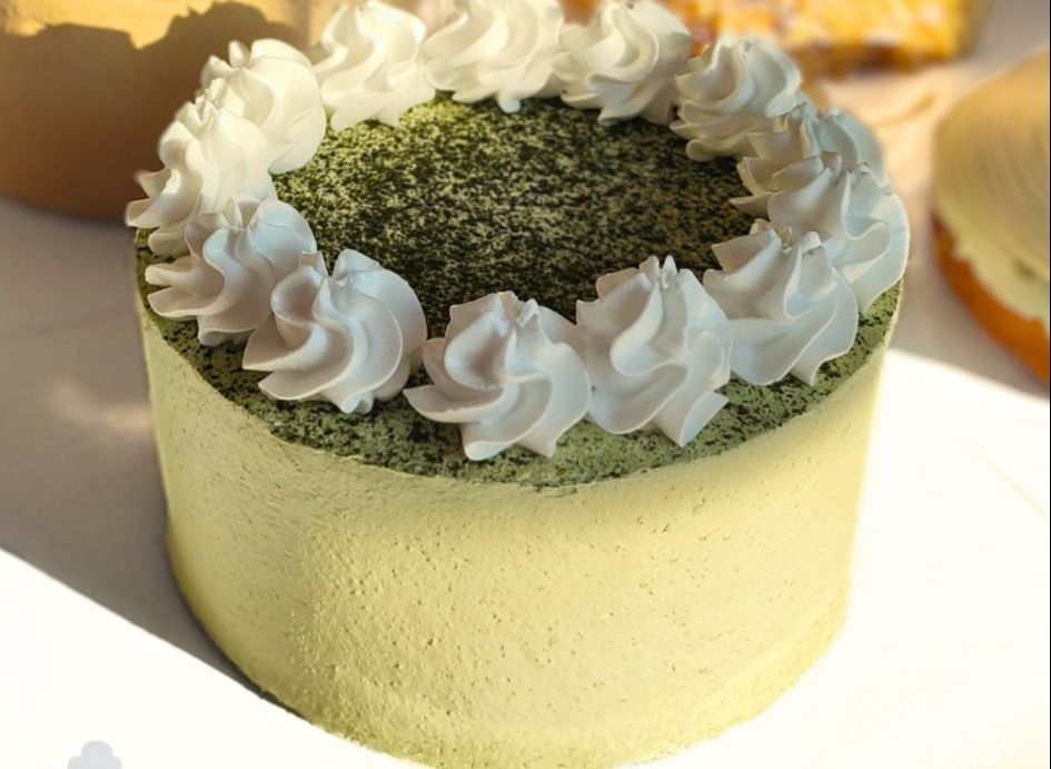 matcha cream cake