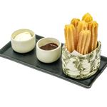 Churros Con Chocolate
