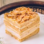 Toasted Almond Sans Rival
