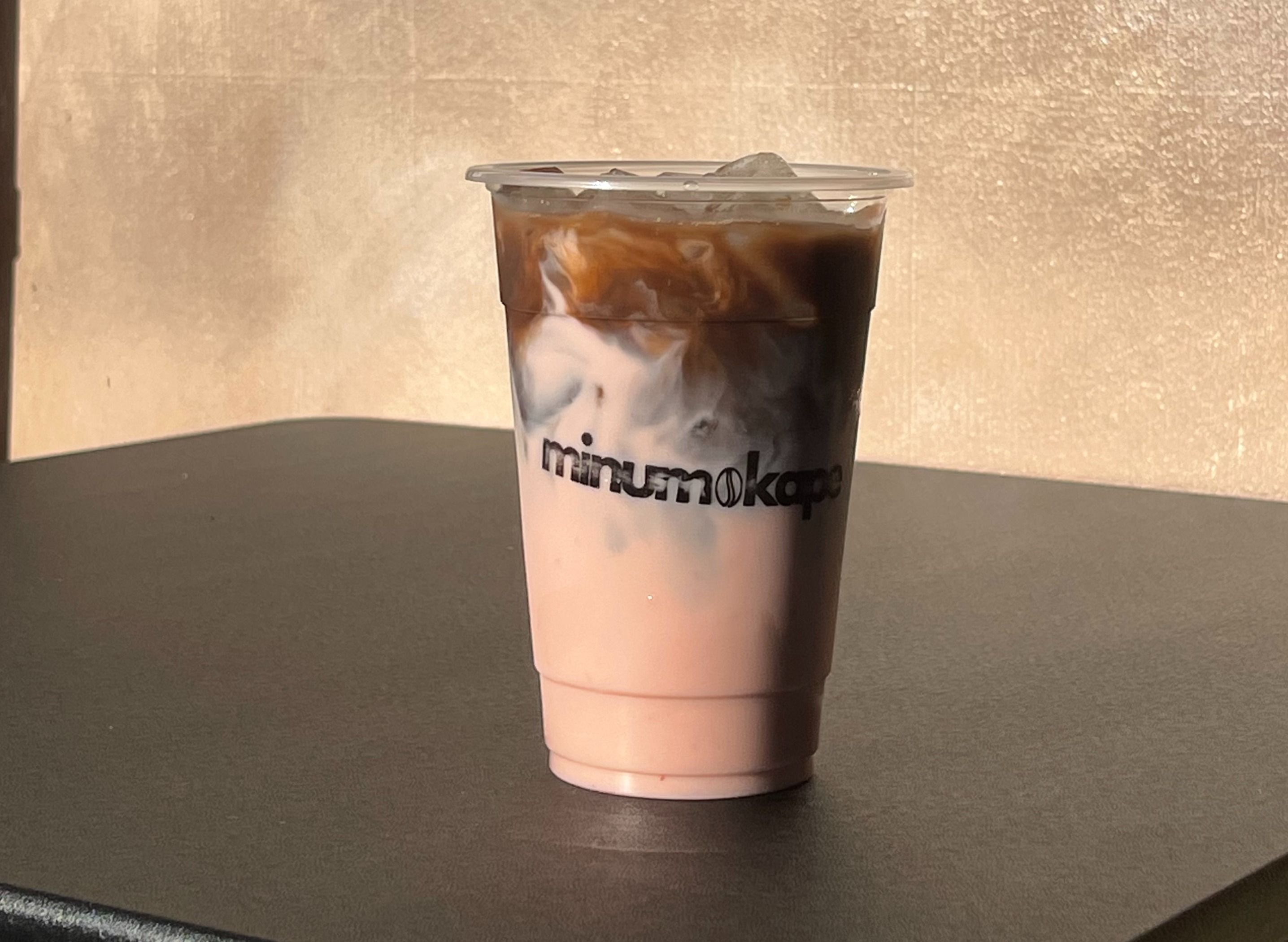Berry Mocha Oats – Hot espresso drink at Minum Kape Tarlac