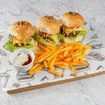 The Sliders With Fries