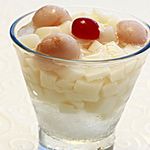 Almond Jelly with Lychee