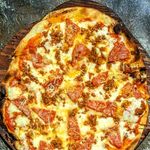 Salami Pizza