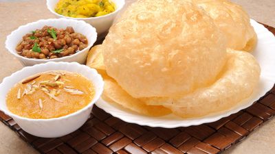 Hafiz Halwapuri & Bakery