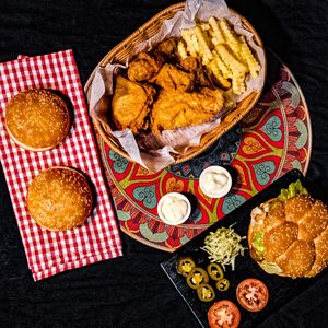 Saudi Broast menu in Lahore | Food Delivery Lahore | foodpanda