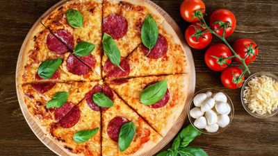 Agha Ali Juice Centre and Fast Food, Pizza