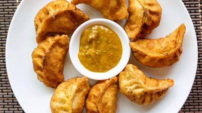 Momos Hub