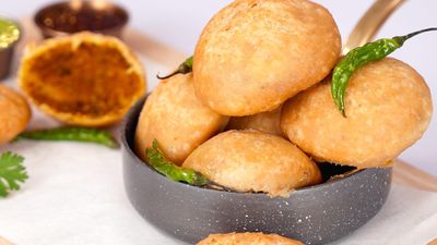 Madni Kachori