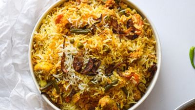 New Al Riaz Biryani & Pakwan Center