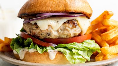 Four Seasons Fast Food (Arbab Road Branch)