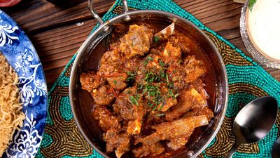 Butt Karahi & Tikka (Qadeem or Asli Lakhshmi chowk Lahore wale)