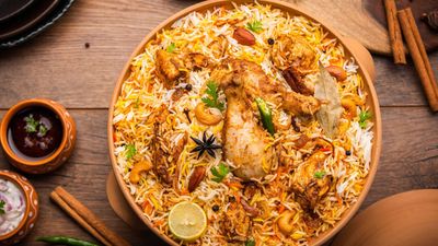 Al Madina Biryani & Yakhni Pulao