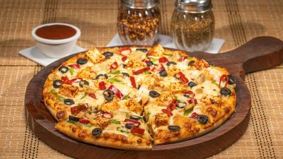 Domino Pizza