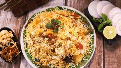 Pizza Host n Spicy Rooftop - Naseem Nagar