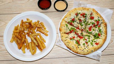 Naanlecious - Liberty Market