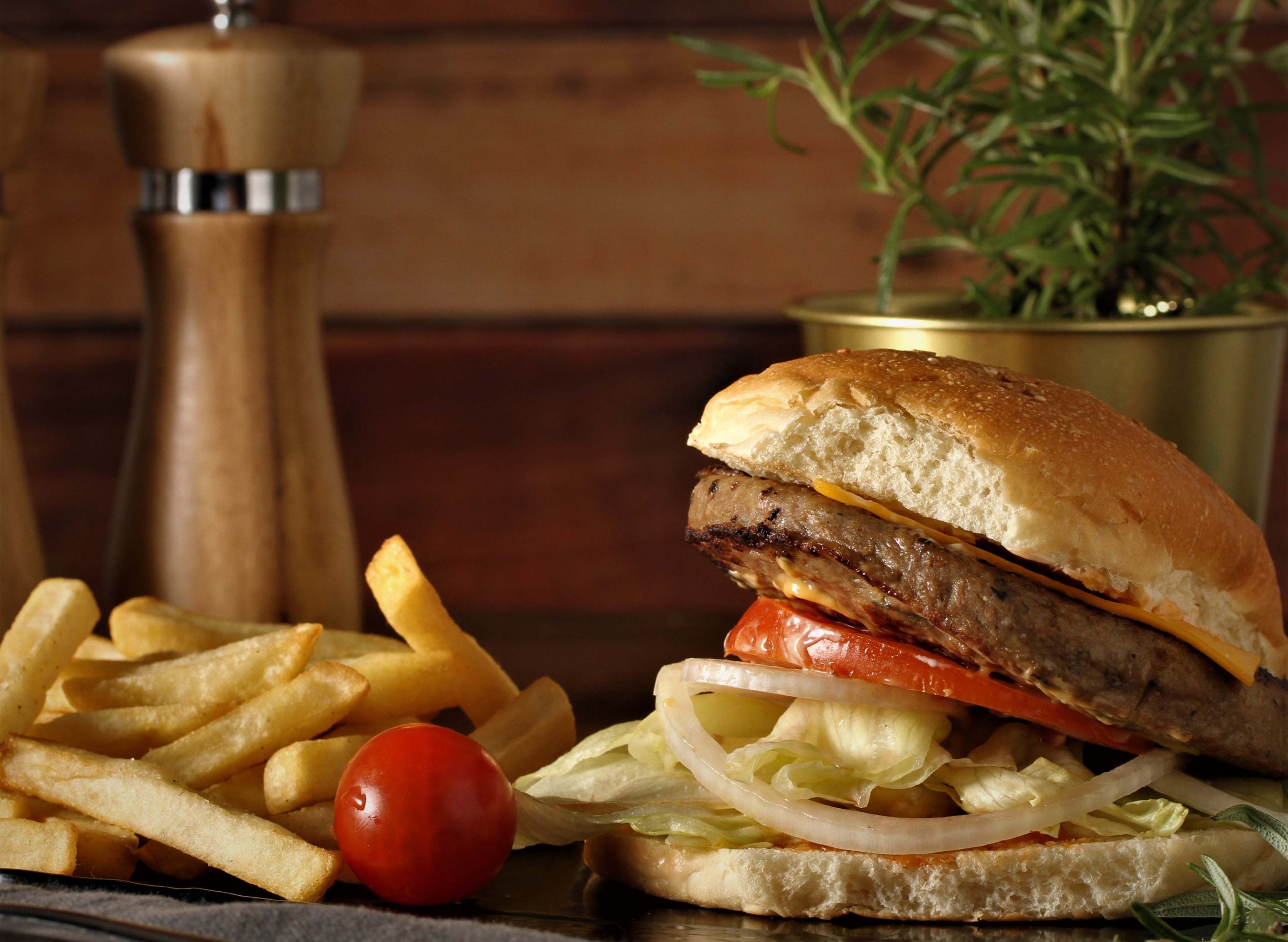 Pioneer Fast Food & Bbq