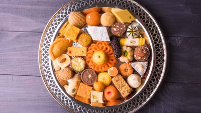 Lahore Sweets and Nashta Point