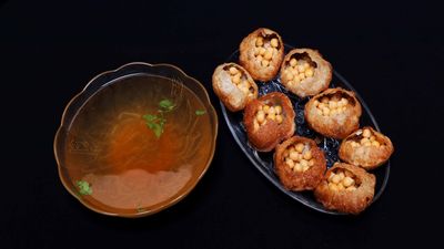 Shahi Gol Gappay