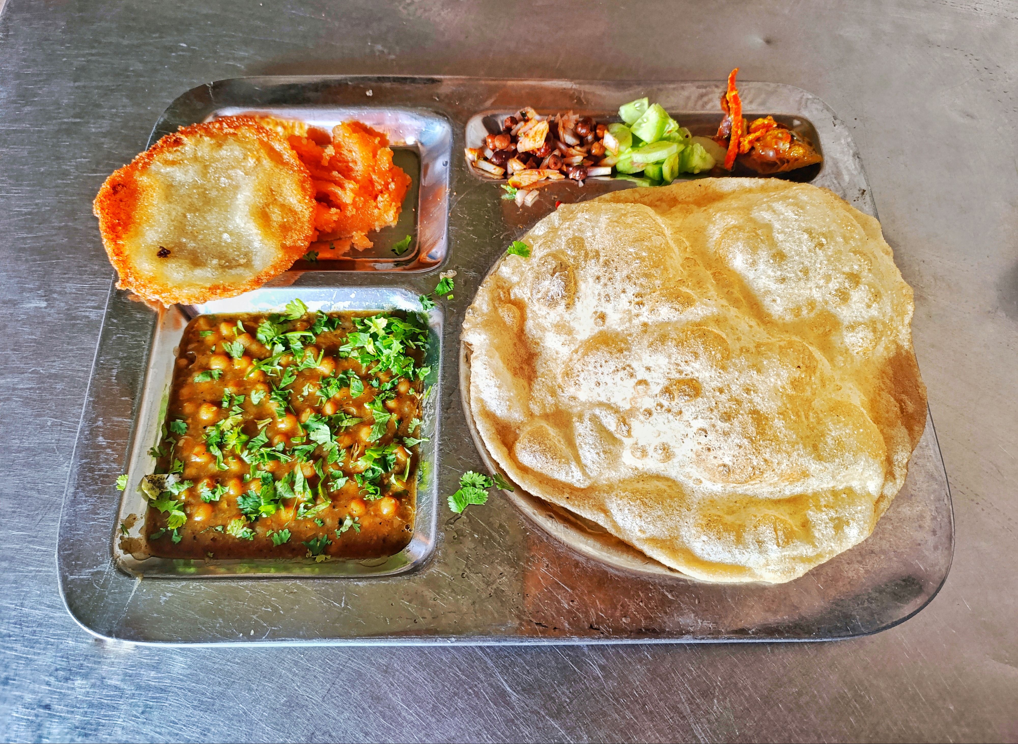 Muneer Halwa Puri vendor logo