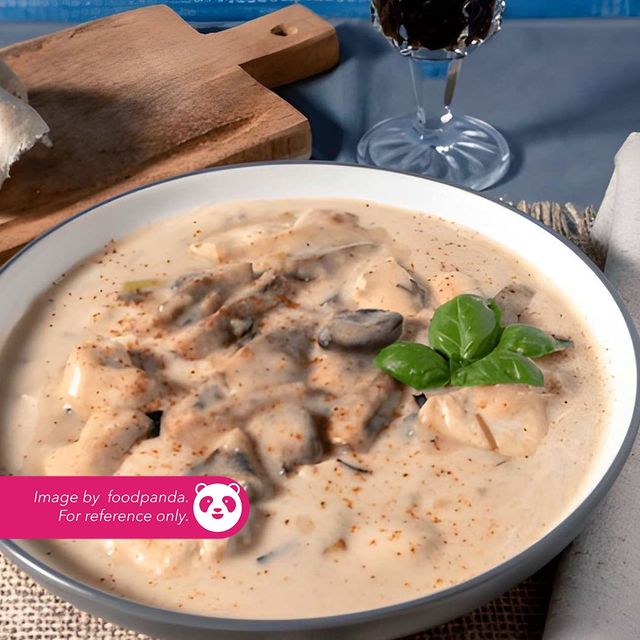Cream of Chicken & Mushroom Soup at Yara, Islamabad