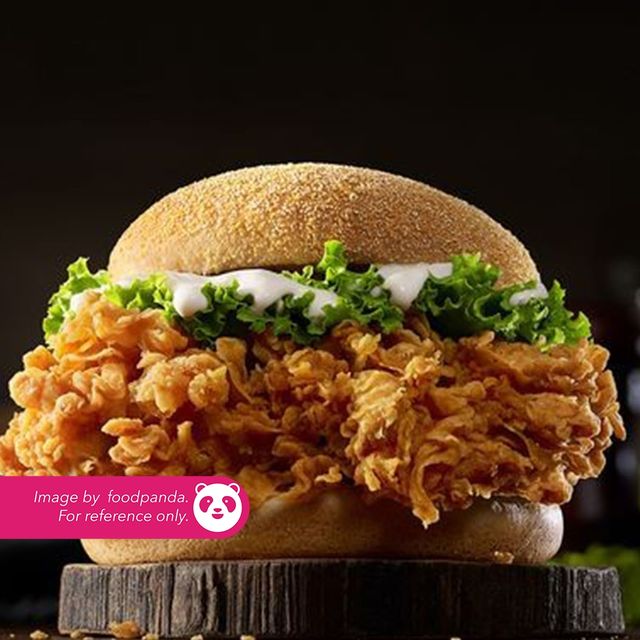 Southern Style Chicken Burger at Yara, Islamabad