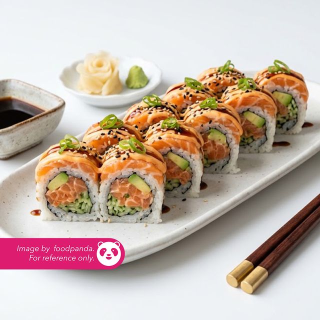 Spicy Salmon Roll at Yara, Islamabad
