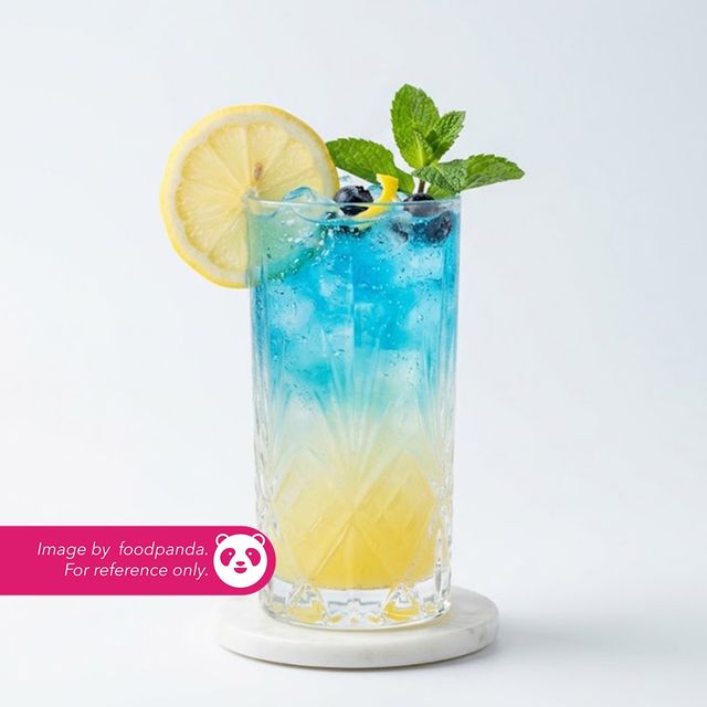 Lemonade Blue & White at Yara, Islamabad