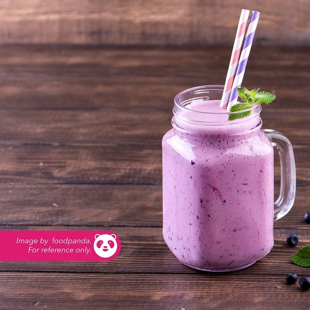 Fresh Blueberry Smoothie at Yara, Islamabad