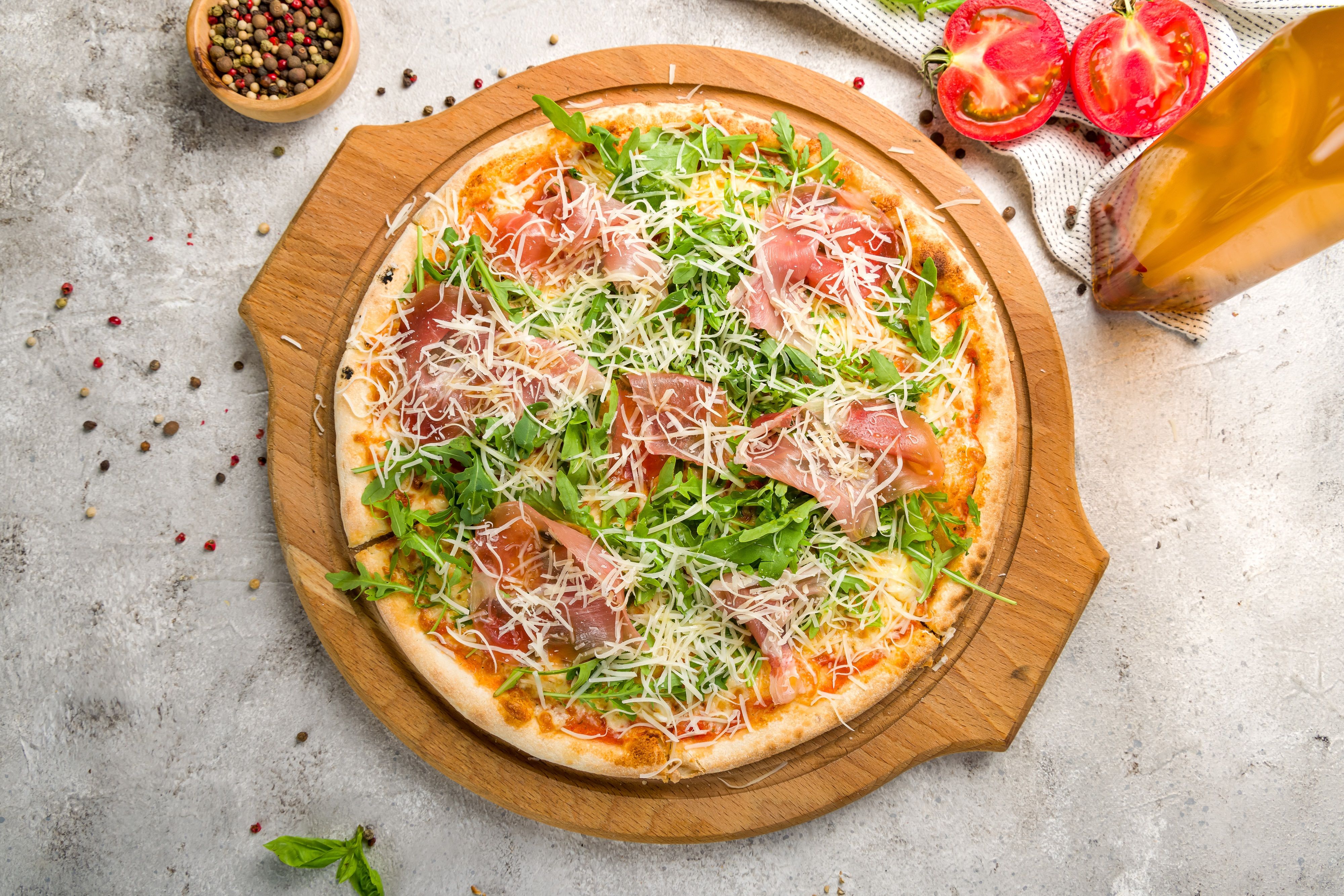 Pizzeria Eiffel Night | Menu and food delivery in Tampere | foodora