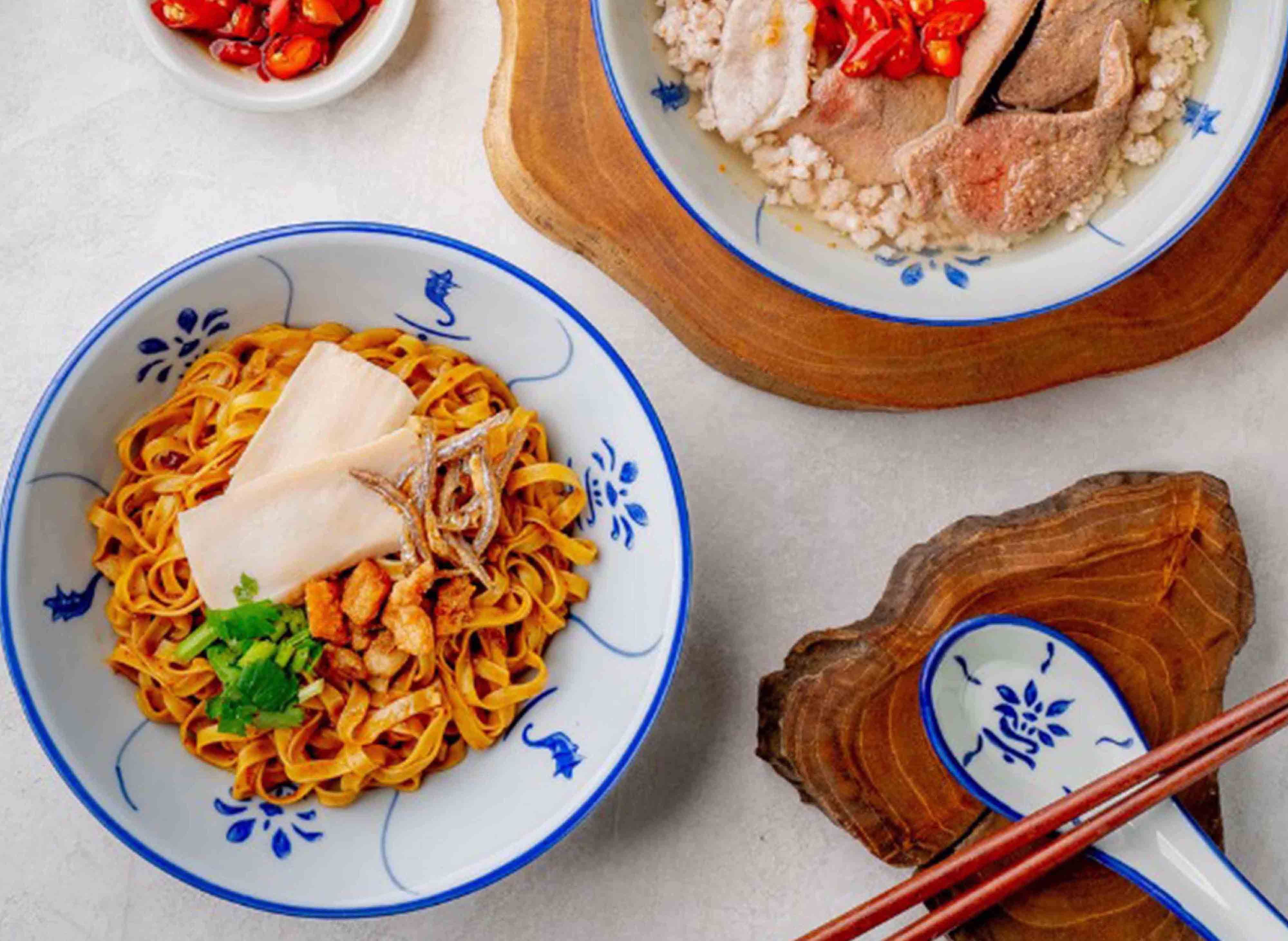 Ah Ma Chi Mian 阿嬤吃麵(Kopitiam @ Parkway Parade) Delivery Near You – Delivery  Menu | foodpanda